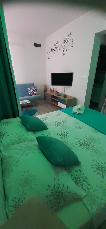 Lennida Studio Apartman With Free Parking Kavran Екстер'єр фото