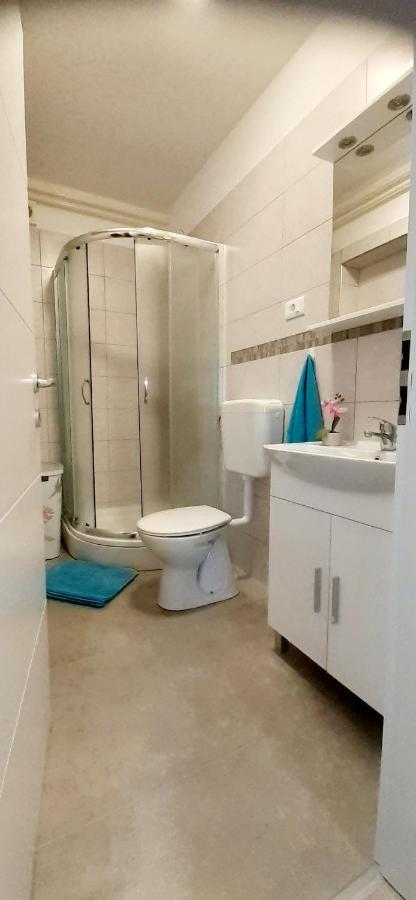 Lennida Studio Apartman With Free Parking Kavran Екстер'єр фото