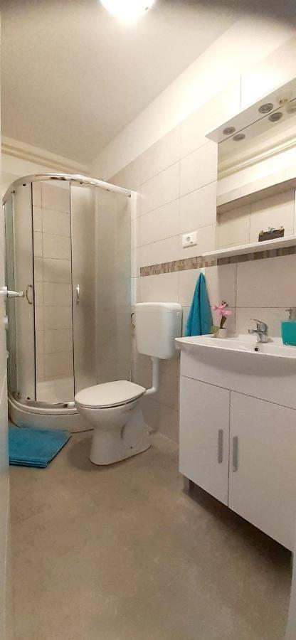 Lennida Studio Apartman With Free Parking Kavran Екстер'єр фото