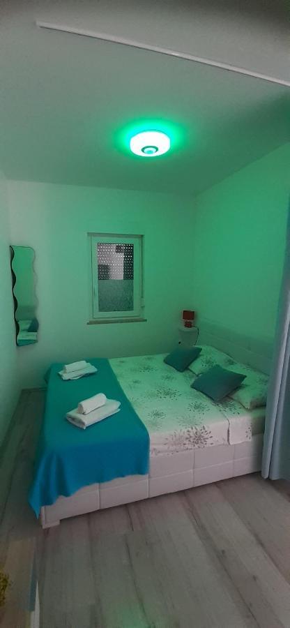 Lennida Studio Apartman With Free Parking Kavran Екстер'єр фото