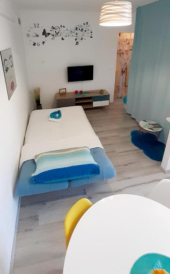 Lennida Studio Apartman With Free Parking Kavran Екстер'єр фото
